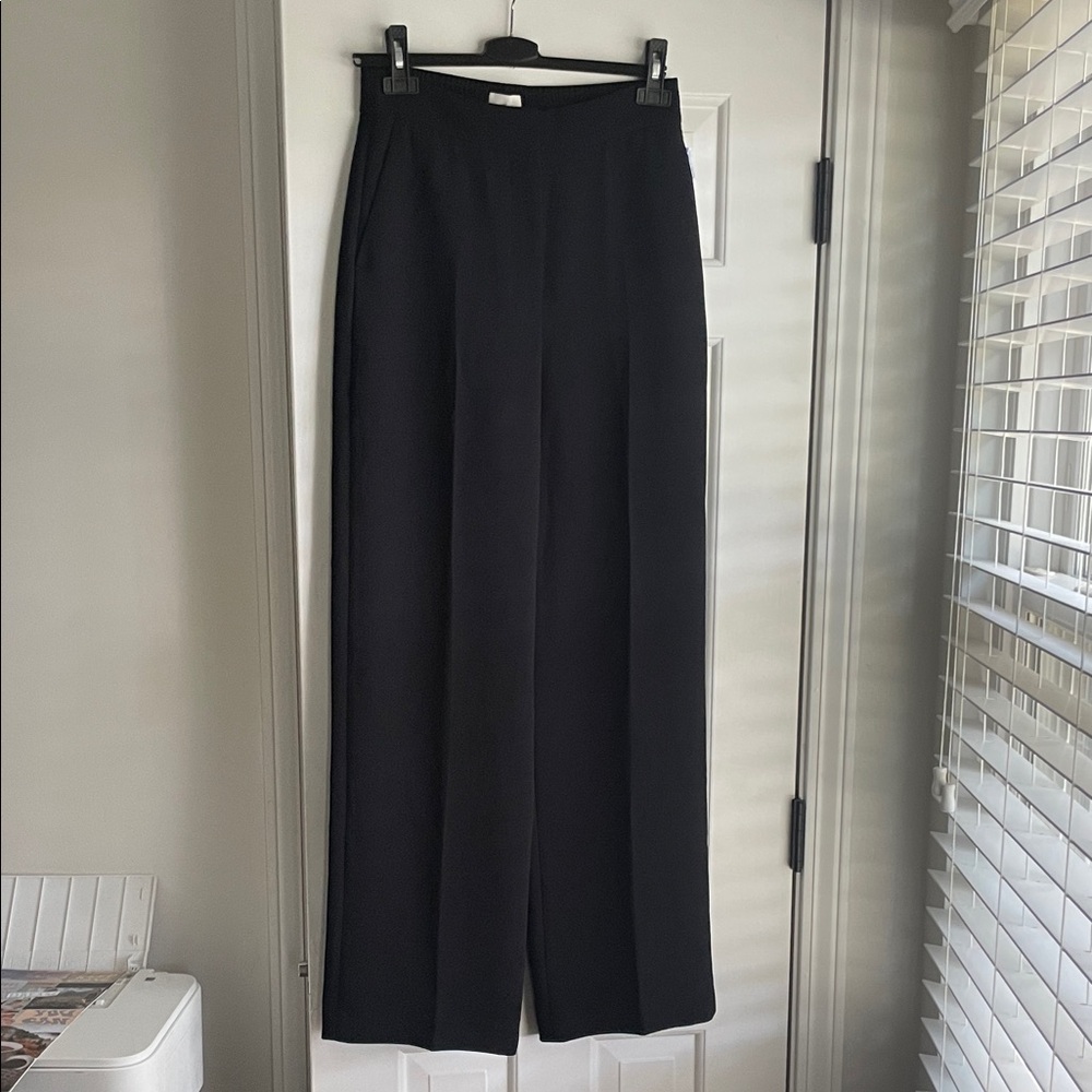 EUC! Aritzia Wilfred Elegant Black Wide-Leg Pants